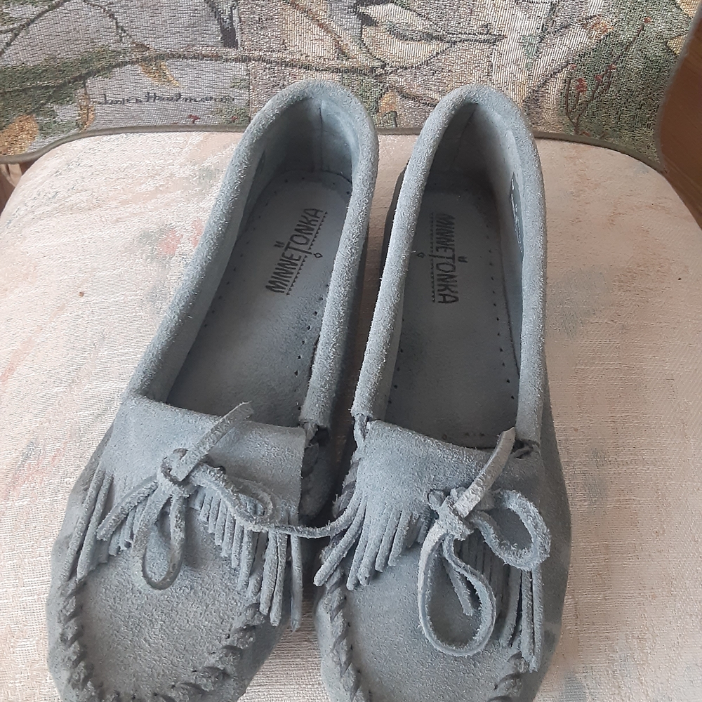 Minnetonka Blue Moccasin Flats with Fringe